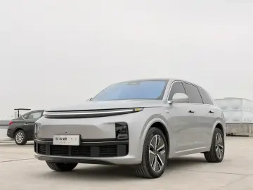 2024 Li Auto (Lixiang) L7 с пробегом 81 000 км
