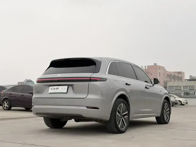 2024 Li Auto (Lixiang) L7 с пробегом 81 000 км