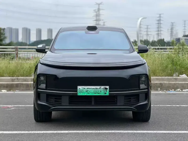 2024 Li Auto (Lixiang) L9 с пробегом 60 000 км