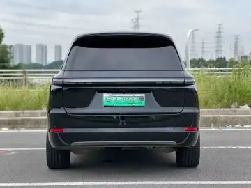 2024 Li Auto (Lixiang) L9 с пробегом 60 000 км