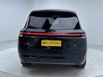 2024 Li Auto (Lixiang) L9 с пробегом 30 500 км