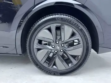 2024 Li Auto (Lixiang) L9 с пробегом 30 500 км