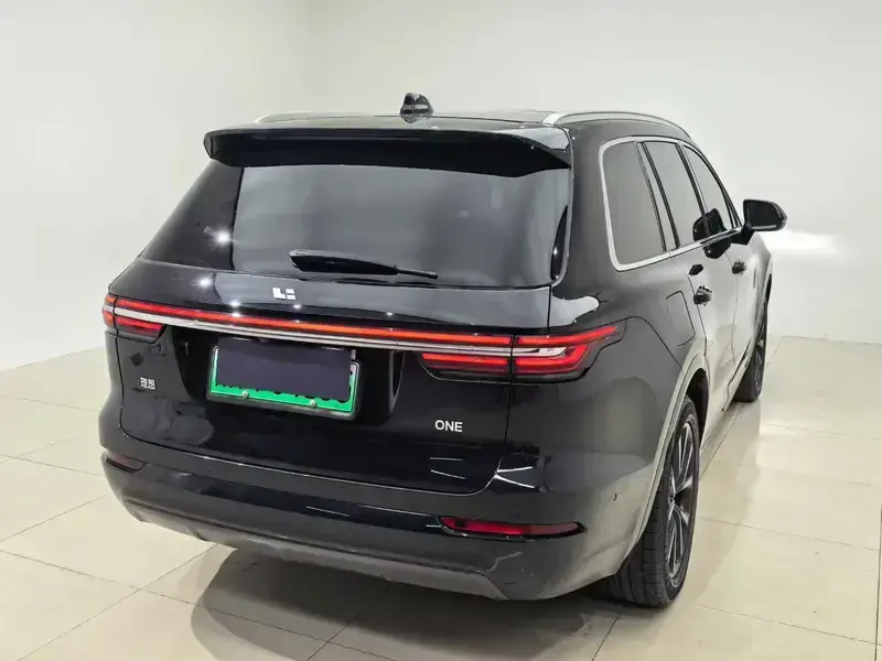 2021 Li Auto (Lixiang) One с пробегом 100 000 км
