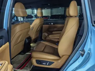 2021 Li Auto (Lixiang) One с пробегом 121 200 км