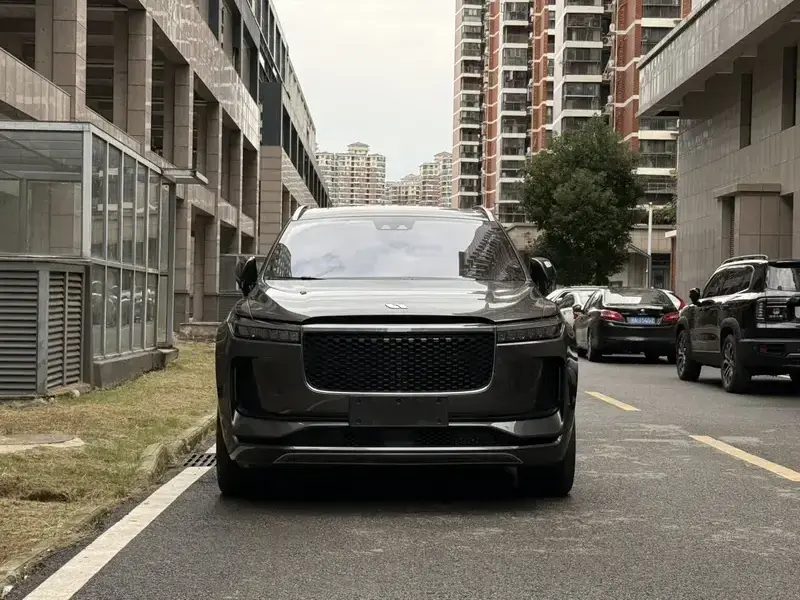 2021 Li Auto (Lixiang) One с пробегом 111 000 км