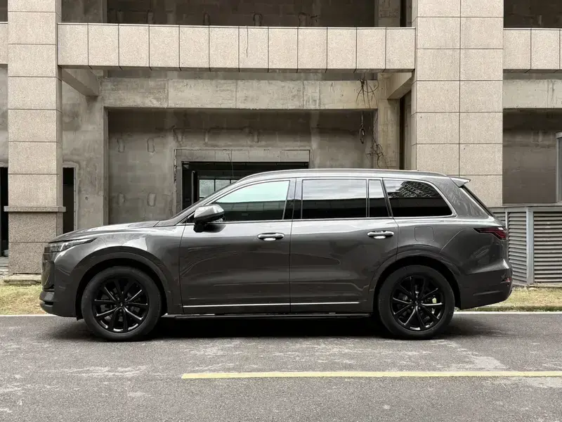 2021 Li Auto (Lixiang) One с пробегом 111 000 км