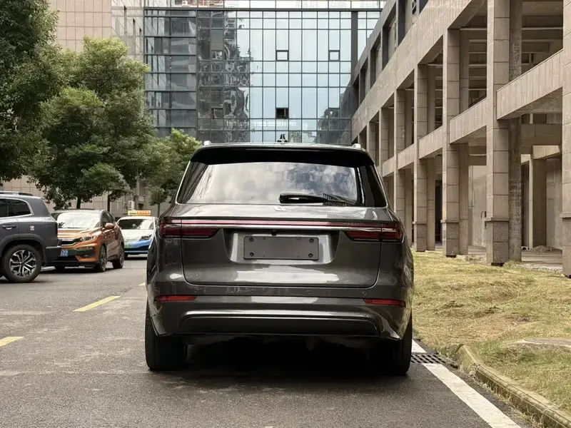 2021 Li Auto (Lixiang) One с пробегом 111 000 км