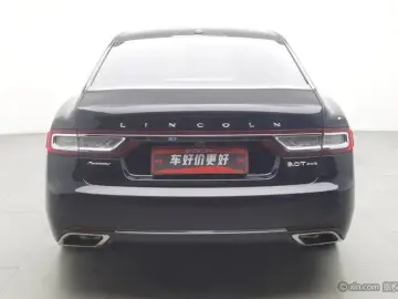 2017 Lincoln Continental с пробегом 107 700 км