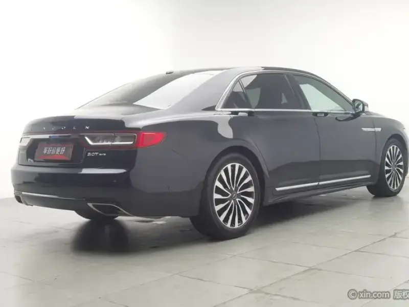 2017 Lincoln Continental с пробегом 107 700 км