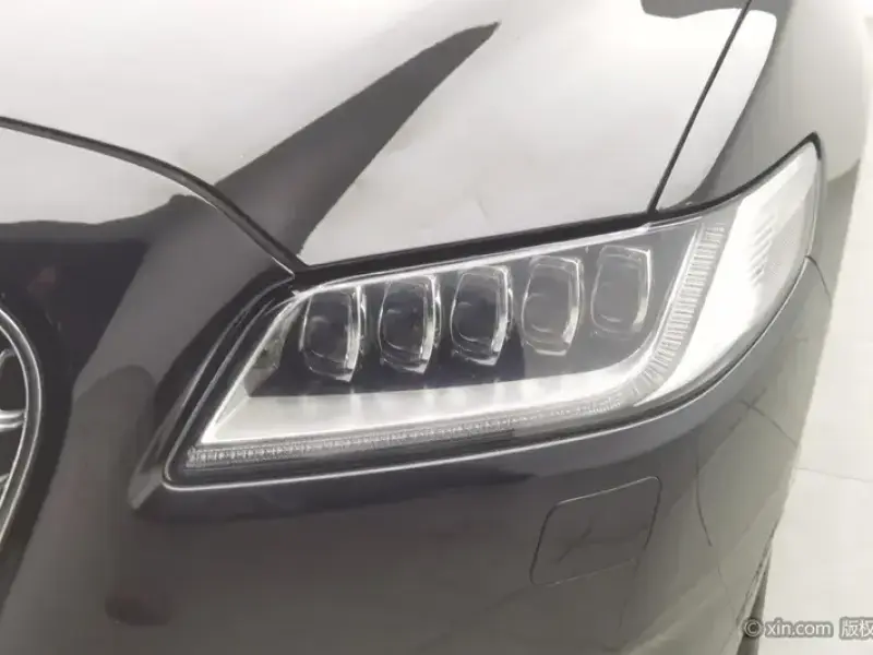 2017 Lincoln Continental с пробегом 107 700 км