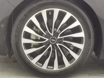 2017 Lincoln Continental с пробегом 107 700 км