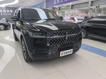 2025 Lincoln Navigator с пробегом 1 100 км