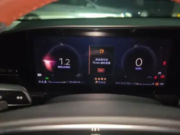 2022 Lincoln Z с пробегом 29 500 км