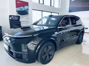 Li Auto (Lixiang) L8