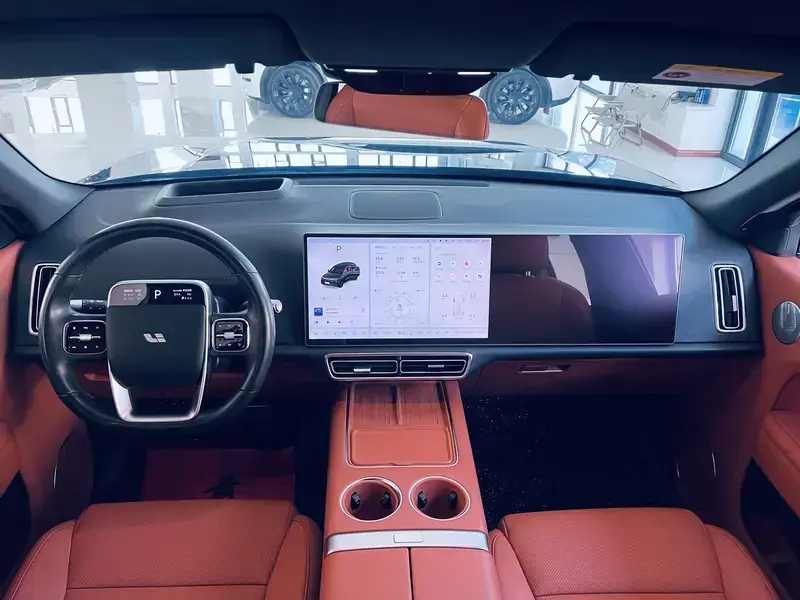 2024 Li Auto (Lixiang) L8 с пробегом 98 000 км
