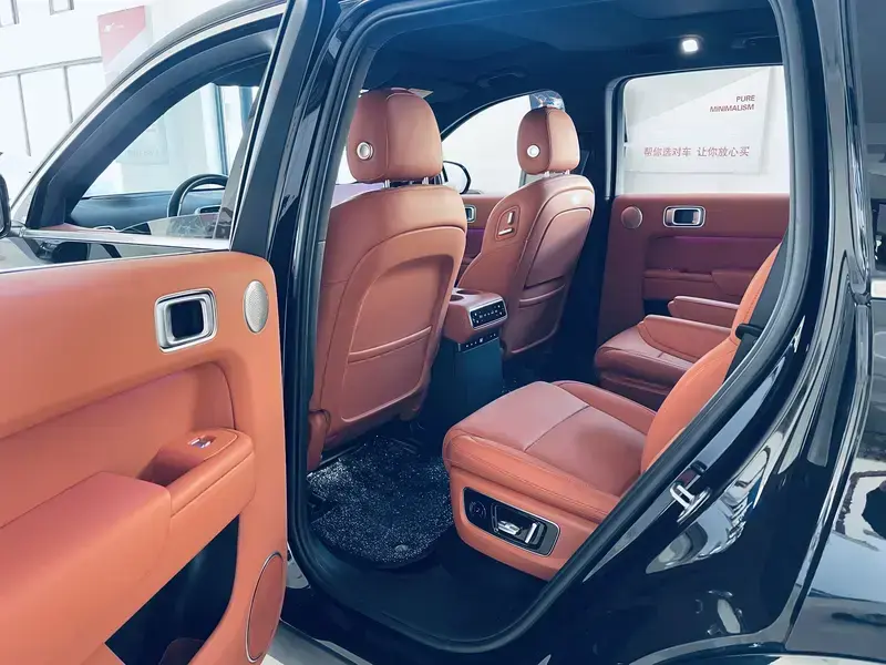 2024 Li Auto (Lixiang) L8 с пробегом 98 000 км