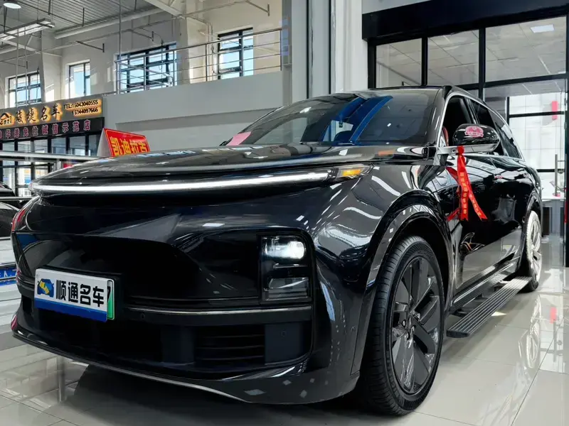 2024 Li Auto (Lixiang) L8 с пробегом 50 800 км