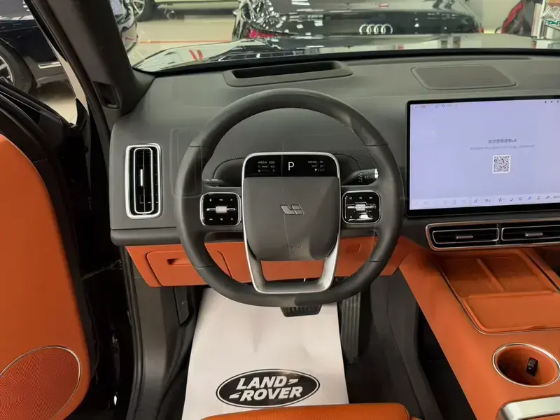 2024 Li Auto (Lixiang) L8 с пробегом 50 800 км