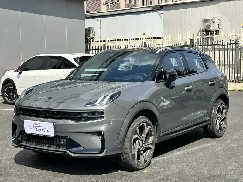 2023 Lynk & Co 06 с пробегом 28 000 км