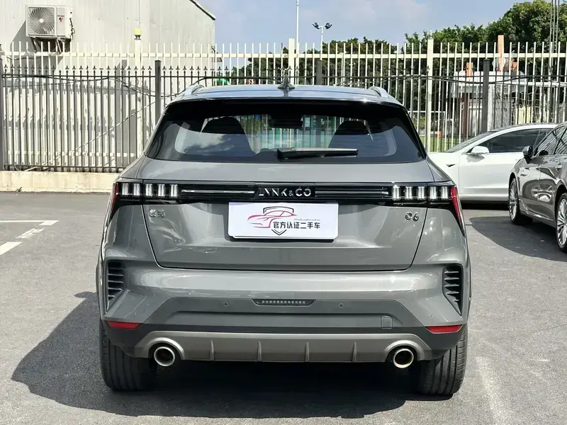 2023 Lynk & Co 06 с пробегом 28 000 км