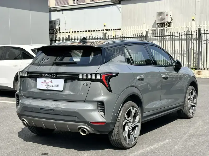 2023 Lynk & Co 06 с пробегом 28 000 км