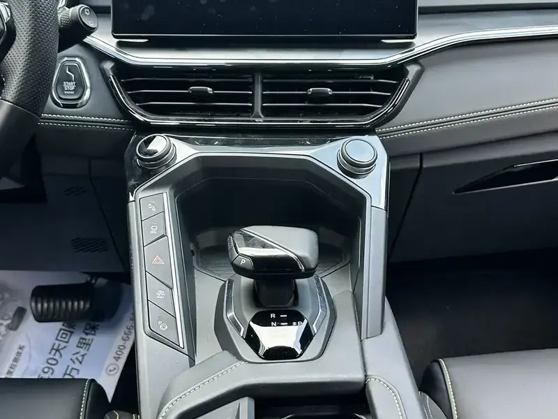 2023 Lynk & Co 06 с пробегом 28 000 км