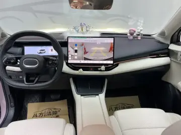 2026 Lynk & Co 06 с пробегом 15 000 км