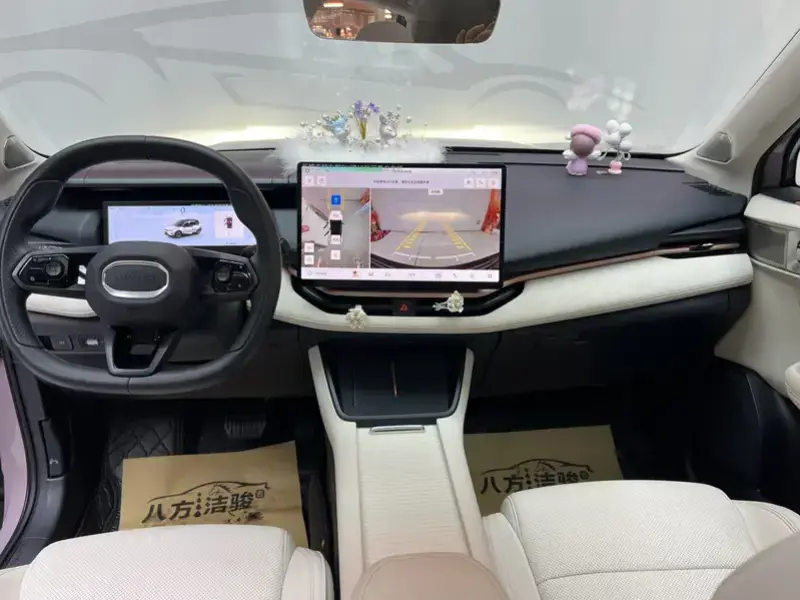 2026 Lynk & Co 06 с пробегом 15 000 км