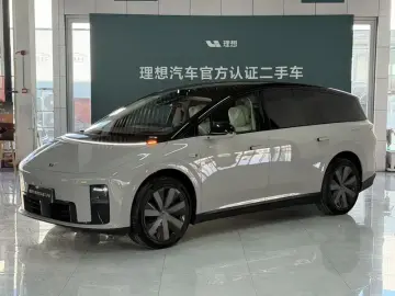 Li Auto (Lixiang) i8
