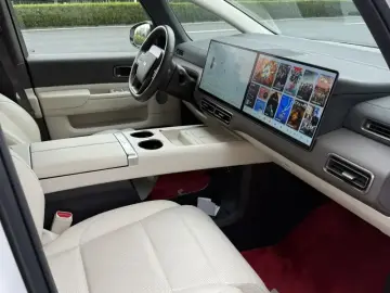2024 Li Auto (Lixiang) Mega с пробегом 31 000 км