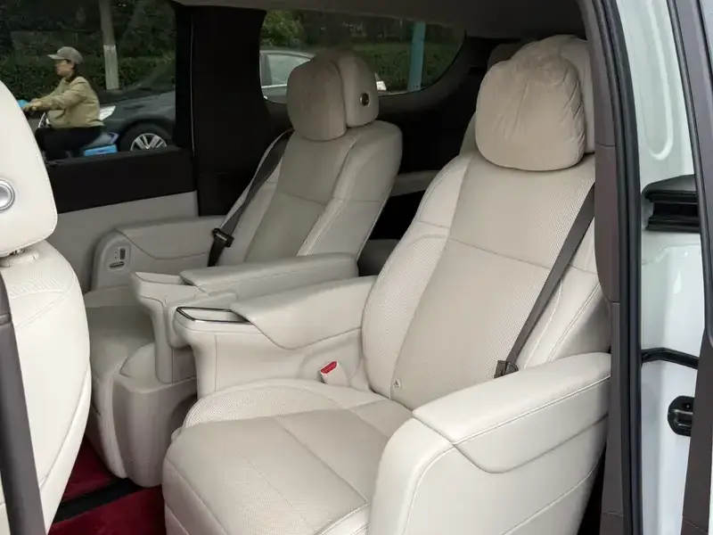 2024 Li Auto (Lixiang) Mega с пробегом 31 000 км