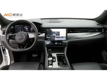 2021 Lynk & Co 09 с пробегом 35 800 км