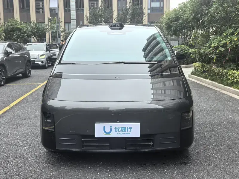 2024 Li Auto (Lixiang) Mega с пробегом 113 000 км