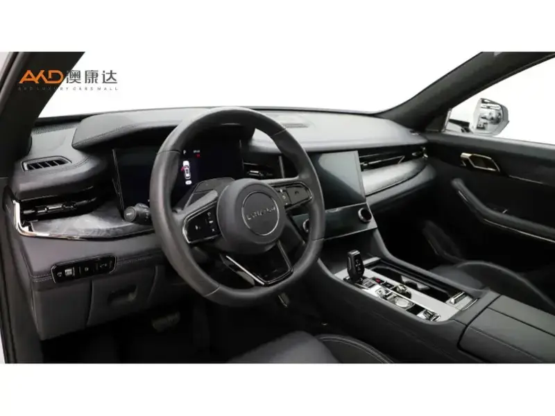 2021 Lynk & Co 09 с пробегом 35 800 км