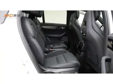 2021 Lynk & Co 09 с пробегом 35 800 км