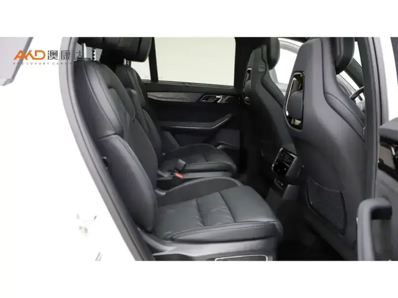 2021 Lynk & Co 09 с пробегом 35 800 км