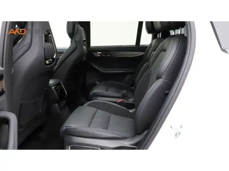 2021 Lynk & Co 09 с пробегом 35 800 км