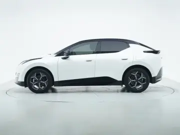 2025 Lynk & Co Z20 с пробегом 18 500 км