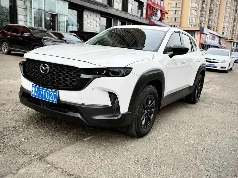 2023 Mazda CX-50 с пробегом 34 000 км