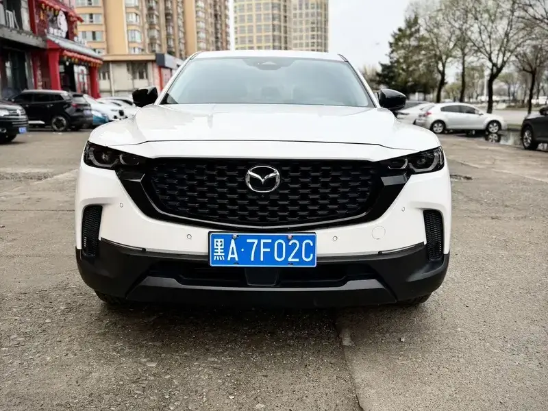 2023 Mazda CX-50 с пробегом 34 000 км
