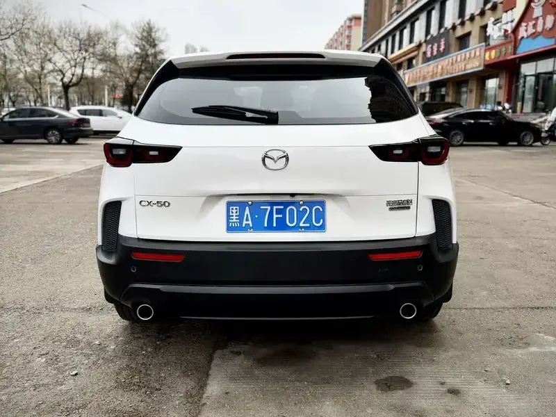 2023 Mazda CX-50 с пробегом 34 000 км