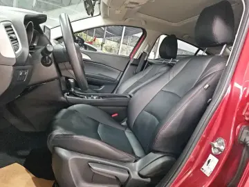 2019 Mazda Axela с пробегом 68 500 км