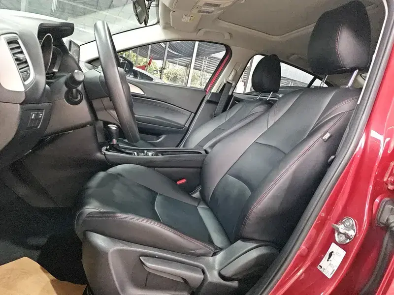 2019 Mazda Axela с пробегом 68 500 км