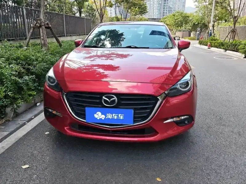 2017 Mazda Axela с пробегом 52 000 км