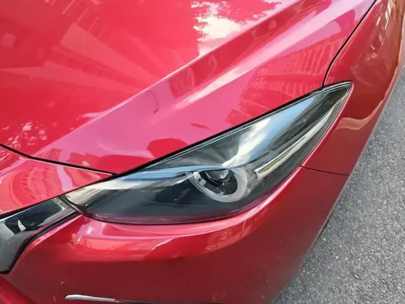 2017 Mazda Axela с пробегом 52 000 км