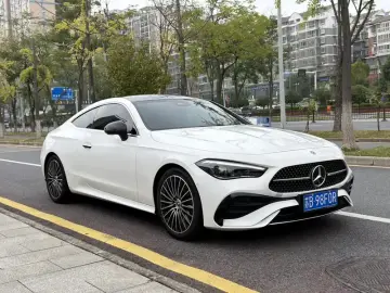 2024 Mercedes-Benz CLE с пробегом 60 000 км