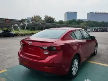 2016 Mazda Axela с пробегом 52 000 км