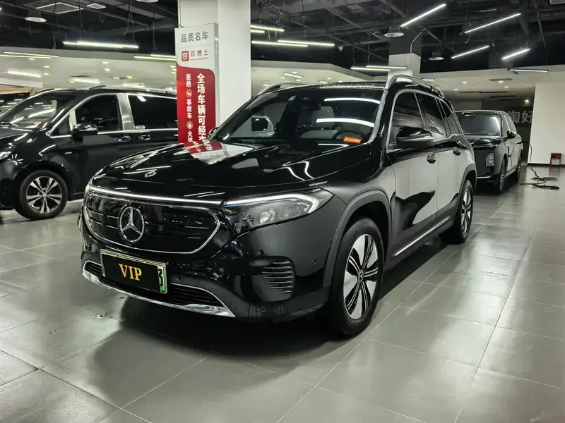 2023 Mercedes-Benz EQB с пробегом 21 000 км