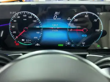 2023 Mercedes-Benz EQB с пробегом 21 000 км