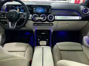 2023 Mercedes-Benz EQB с пробегом 21 000 км